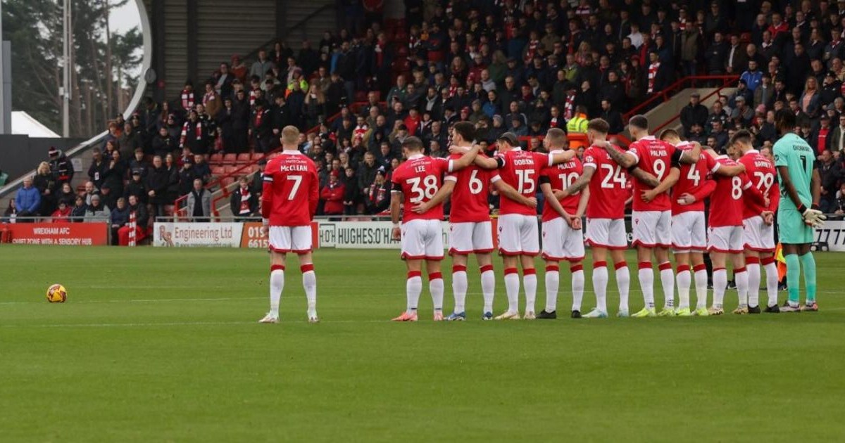 Wrexham's James McClean refuses to stand with teammates for Remembrance silence | Football