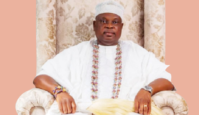 The Olota of Ota, Oba Adeyemi Obalanlege