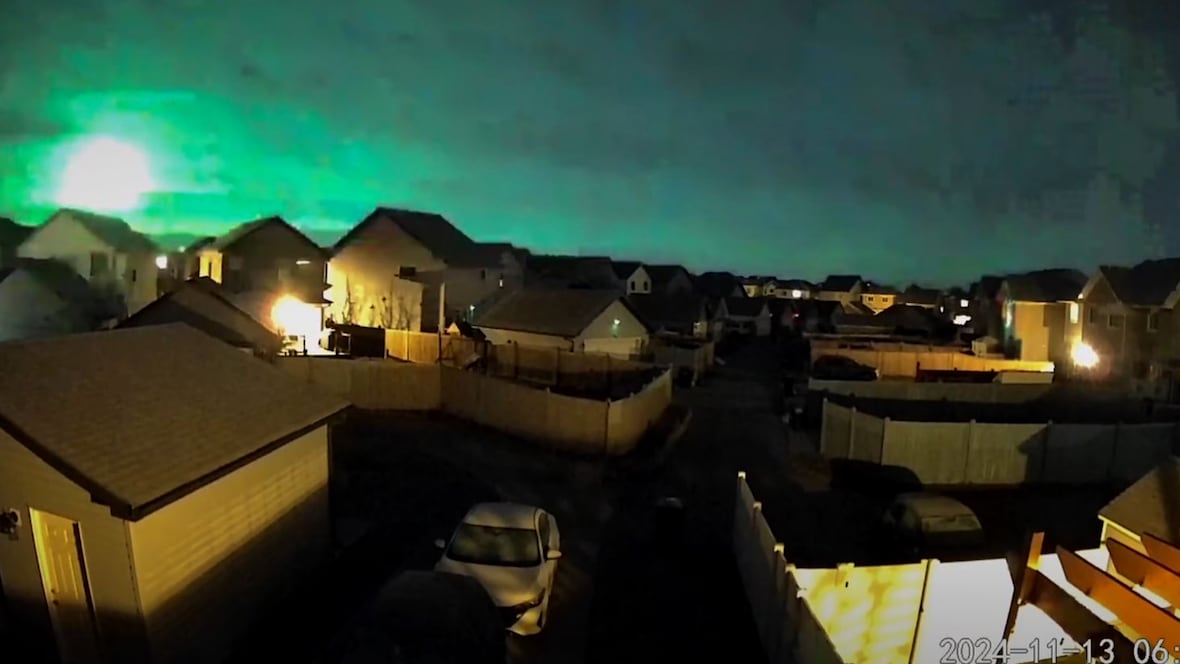 #TheMoment a meteor lit up skies over parts of Alberta