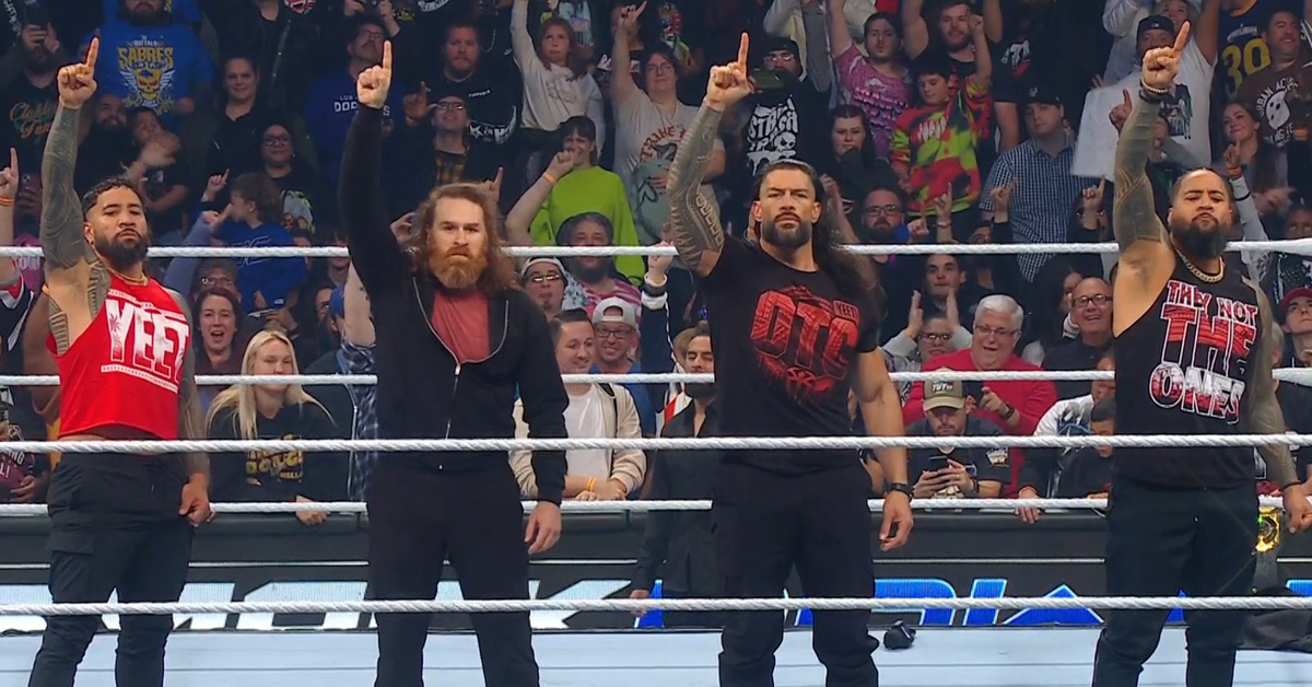 WWE's Original Bloodline Finally Reunites on SmackDown, WarGames Match Set