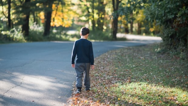 A Georgia mom was arrested for letting 10-year-old walk to town. What does this say about 'safetyism'?