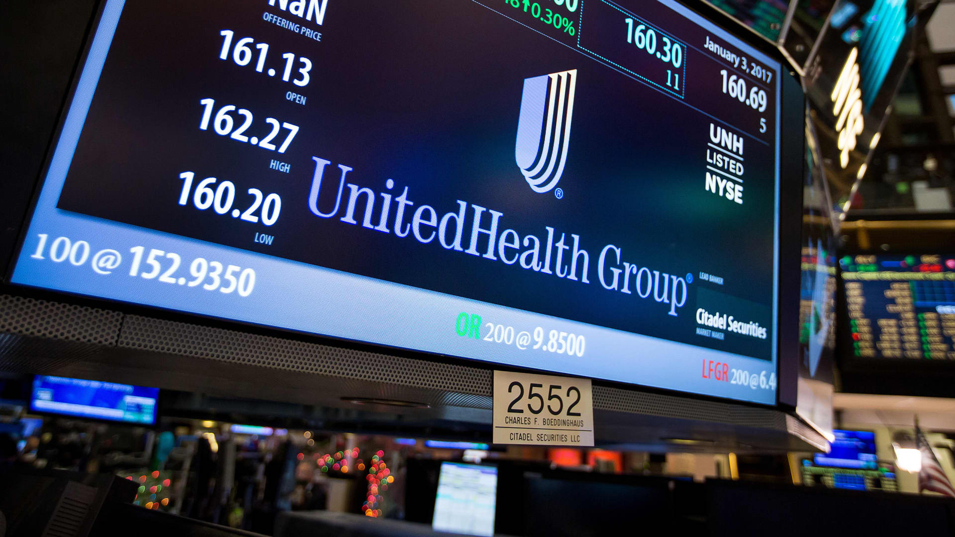 Health care stocks fall after Warren PBM bill, Brian Thompson shooting