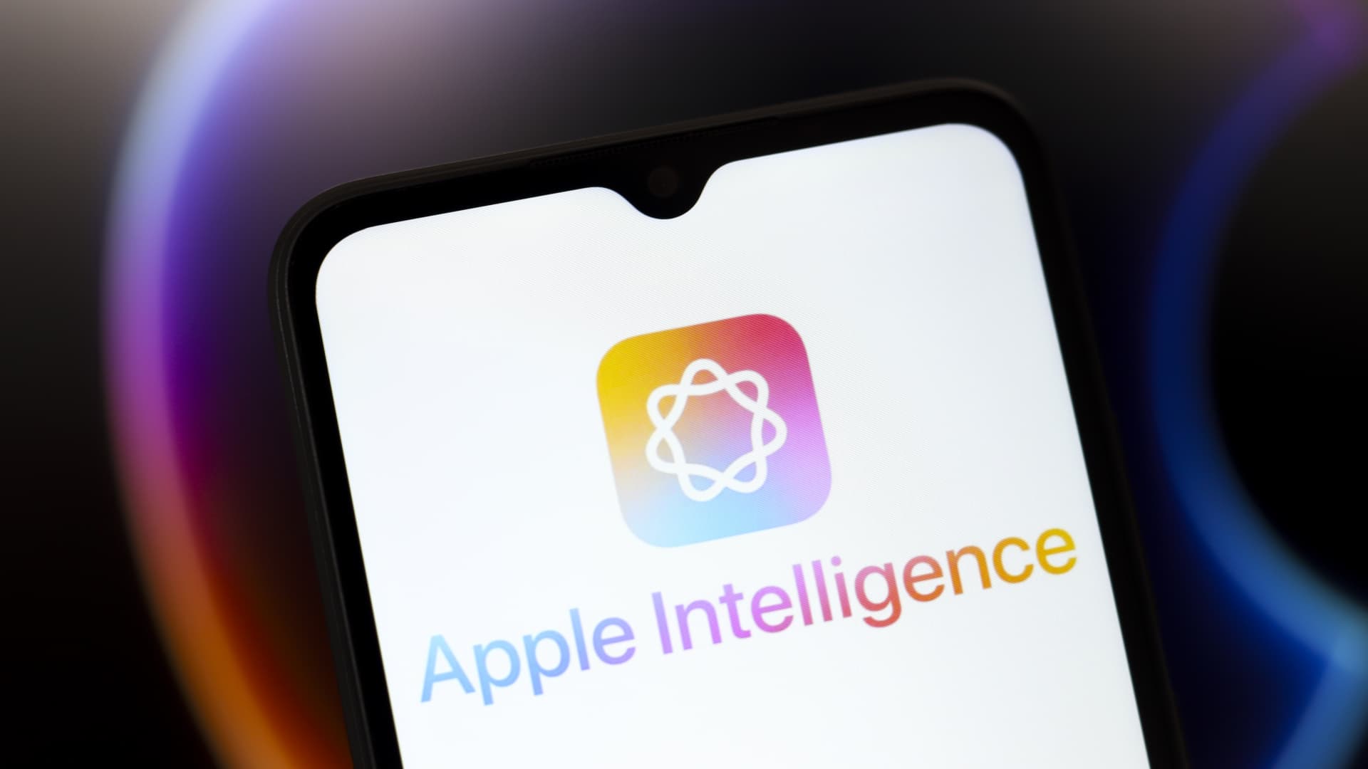 Apple launches its ChatGPT integration with Siri