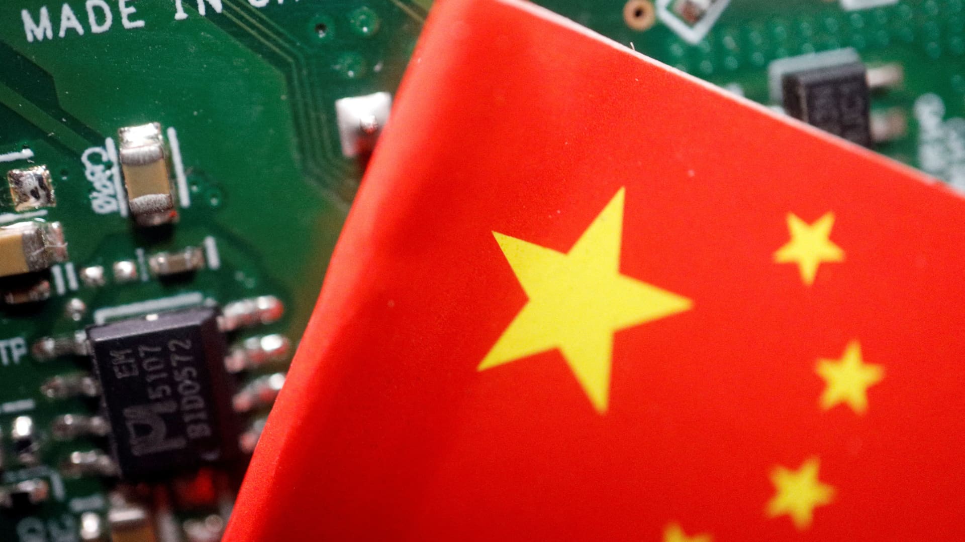 Asian chip stocks mostly rise, shrugging off new U.S. semiconductor export curbs on China