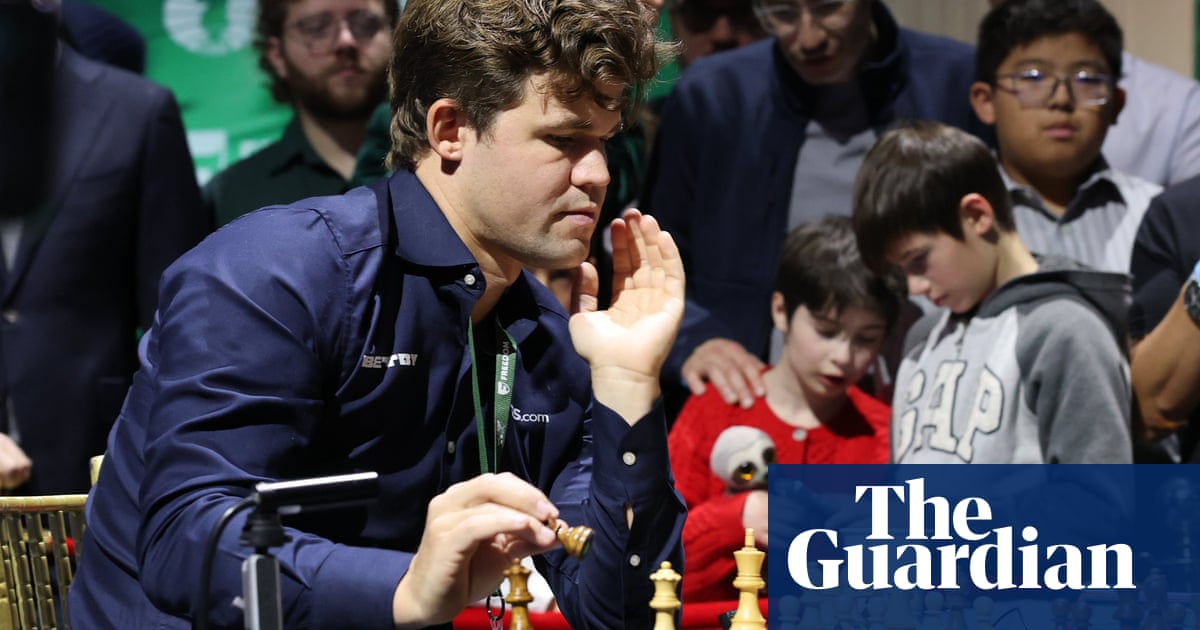 Chess: jeans-clad Carlsen defies critics to share Blitz with Nepomniachtchi | Magnus Carlsen